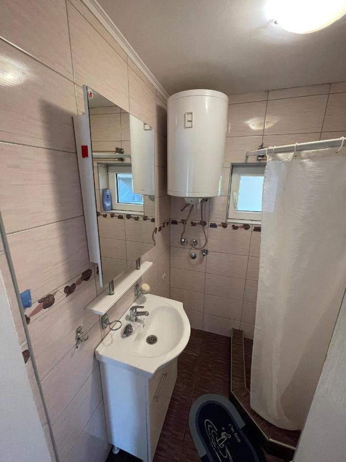 Vulsa Apartmani Kladovo Exteriör bild