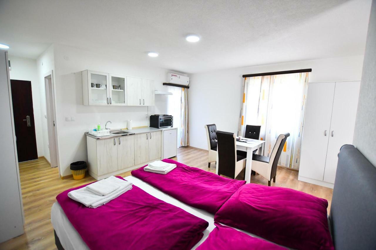 Vulsa Apartmani Kladovo Exteriör bild